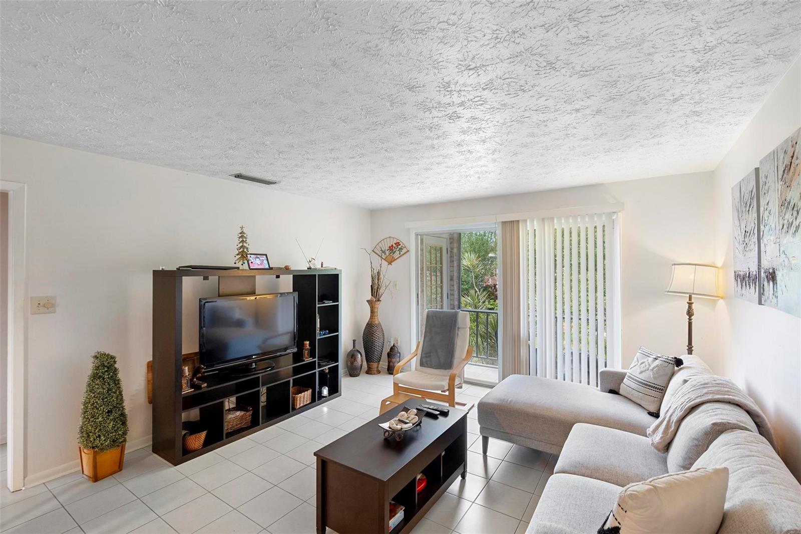 4376 LAKE UNDERHILL ROAD C