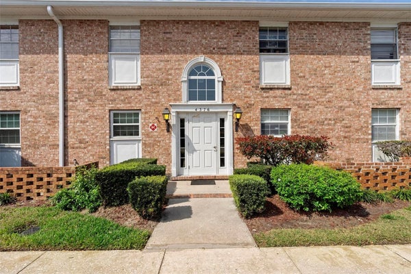 4376 LAKE UNDERHILL RD APT C, ORLANDO, FL 32803 - Image 2d1c4eb15917fb6decc07a1993a41648/3985332176