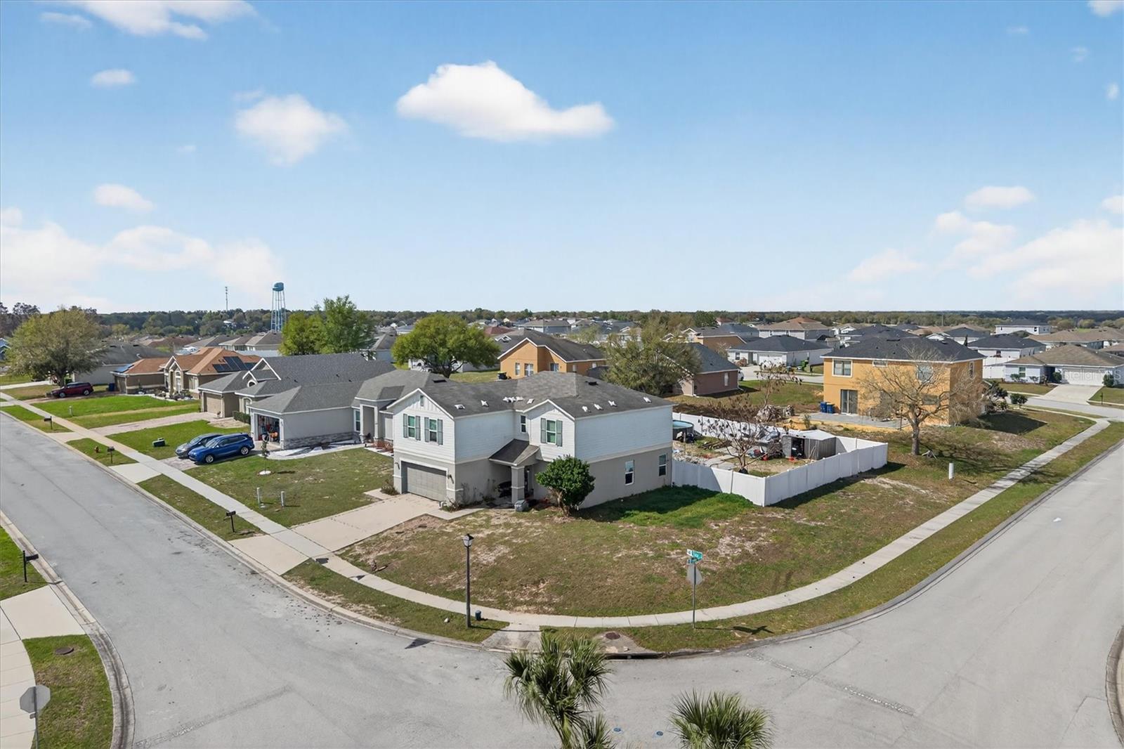 MASCOTTE GARDENS AT LAKE JACKSON RIDGE - Residential