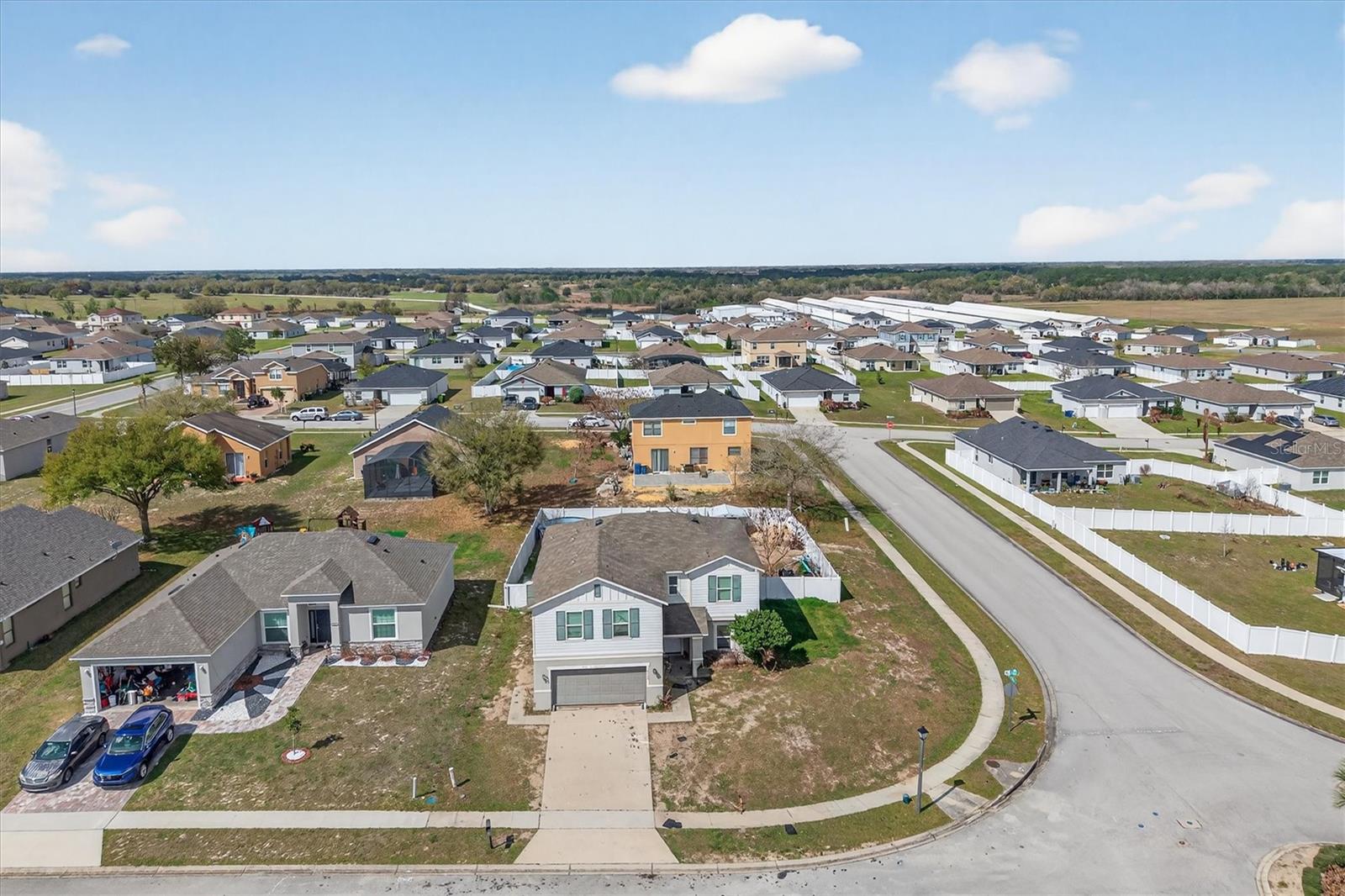 MASCOTTE GARDENS AT LAKE JACKSON RIDGE - Residential