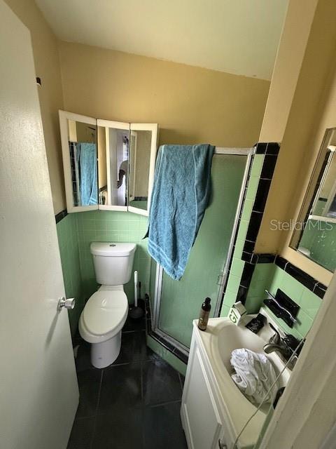 ROCK LAKE SHORES REP - Residential