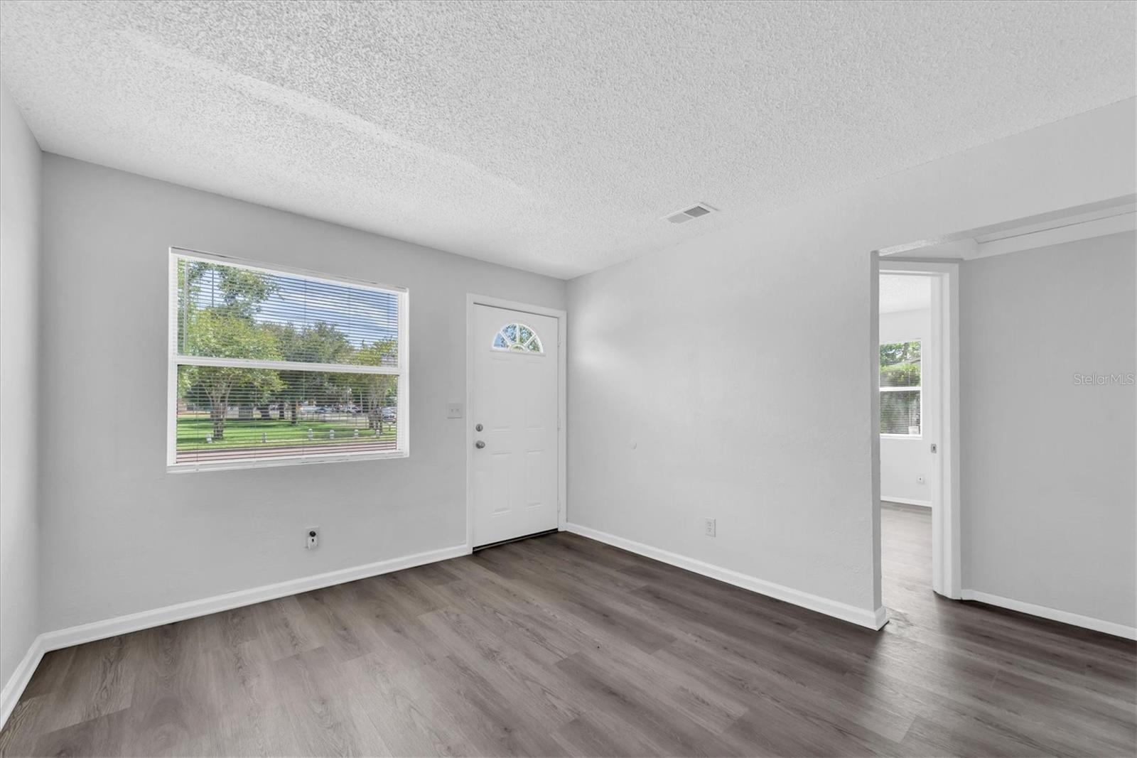 VINSETTA PARK ANNEX - Residential Lease