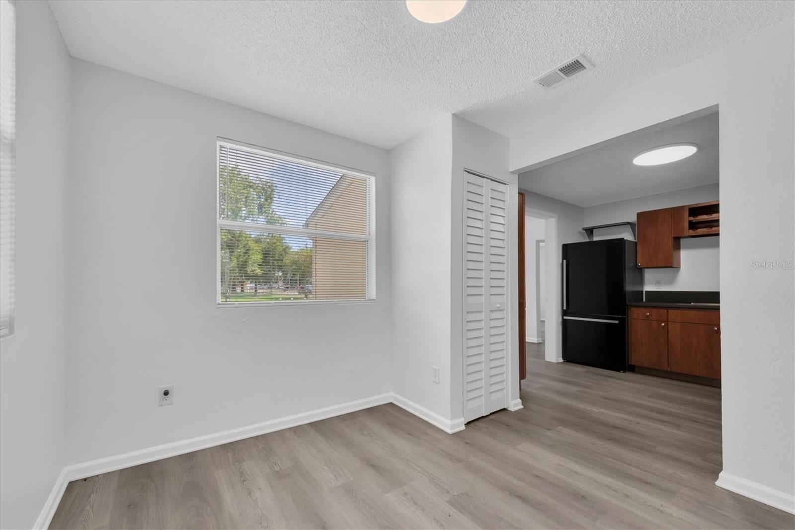 VINSETTA PARK ANNEX - Residential Lease