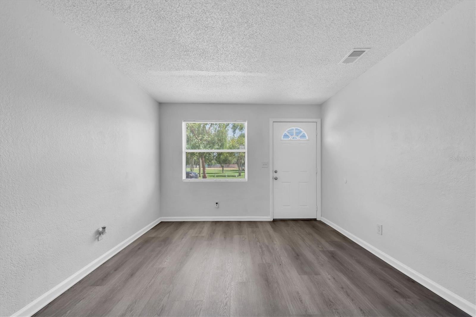 VINSETTA PARK ANNEX - Residential Lease
