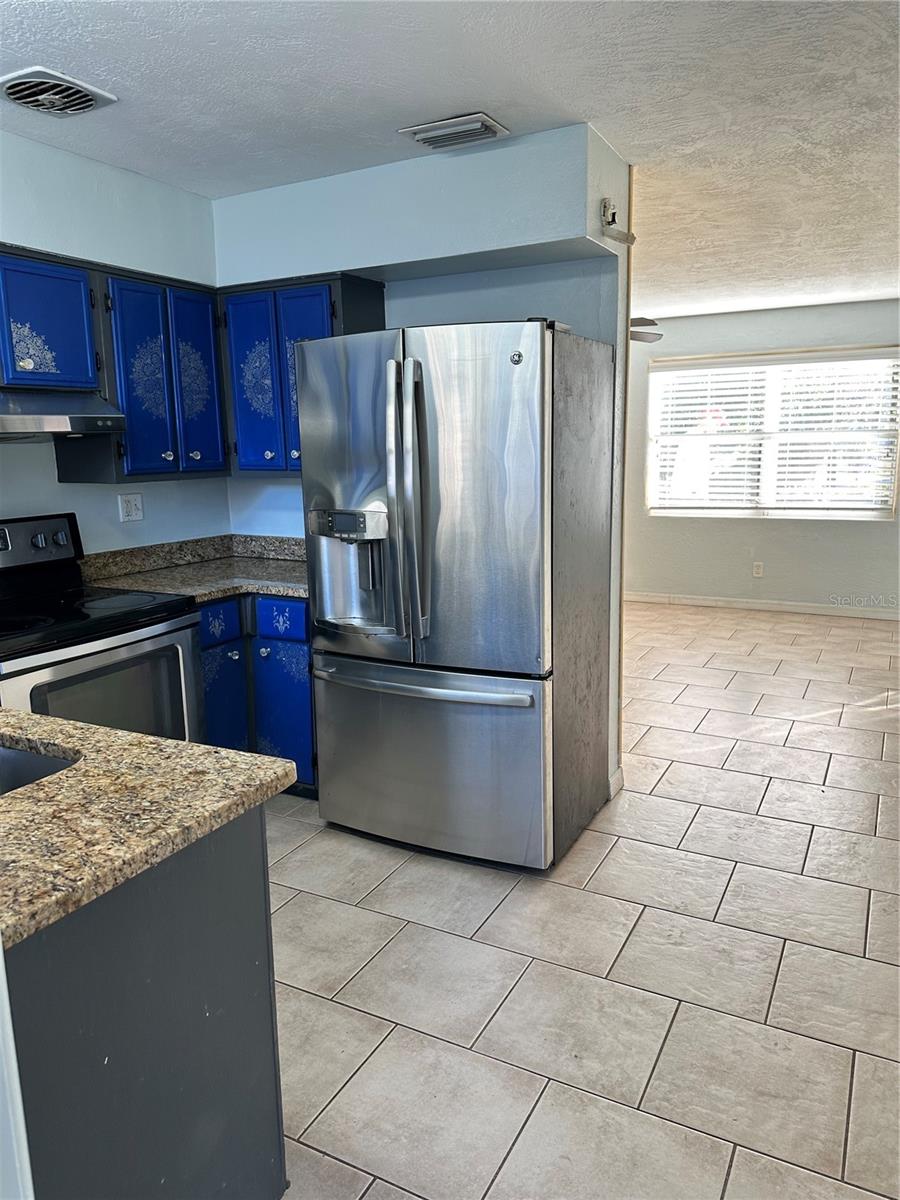 2627 QUEEN PALM DRIVE