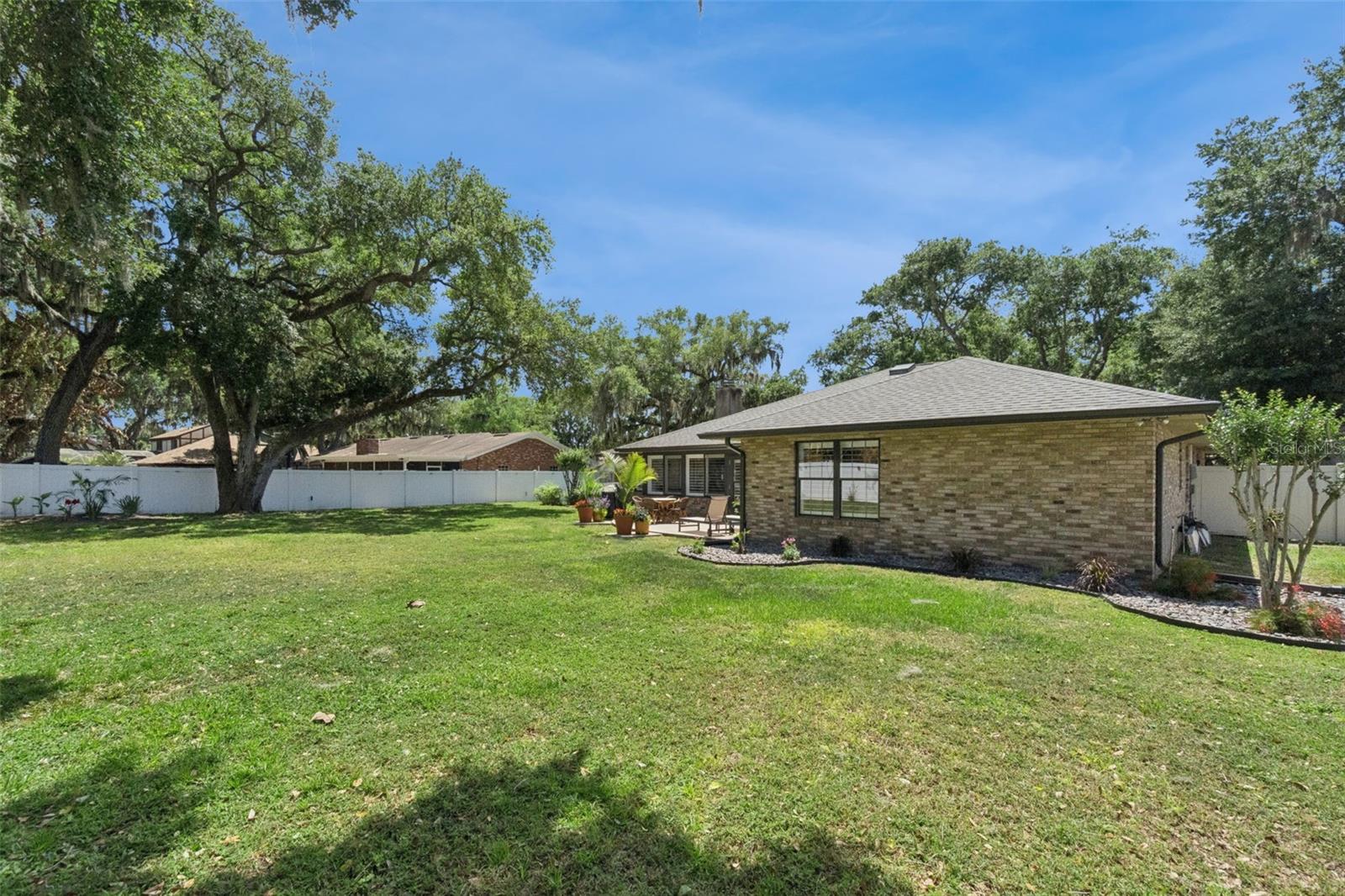 HARBOUR OAKS UNIT 1 - Residential