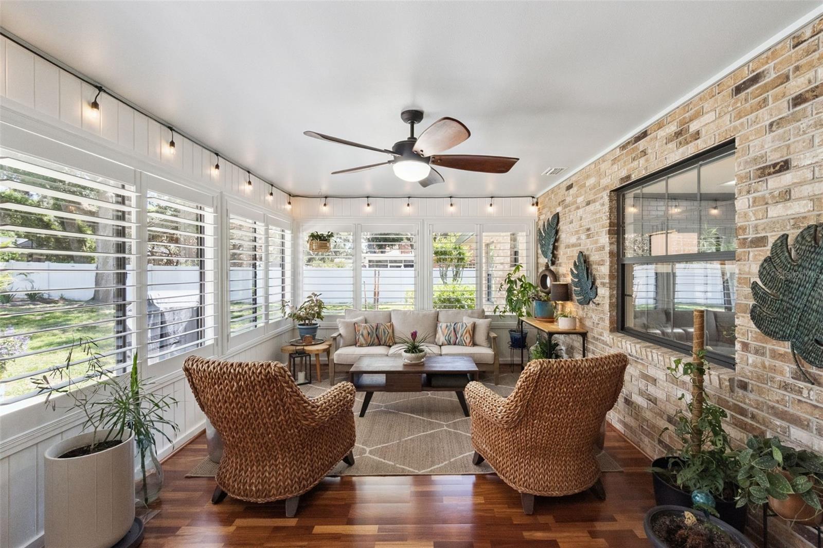 HARBOUR OAKS UNIT 1 - Residential