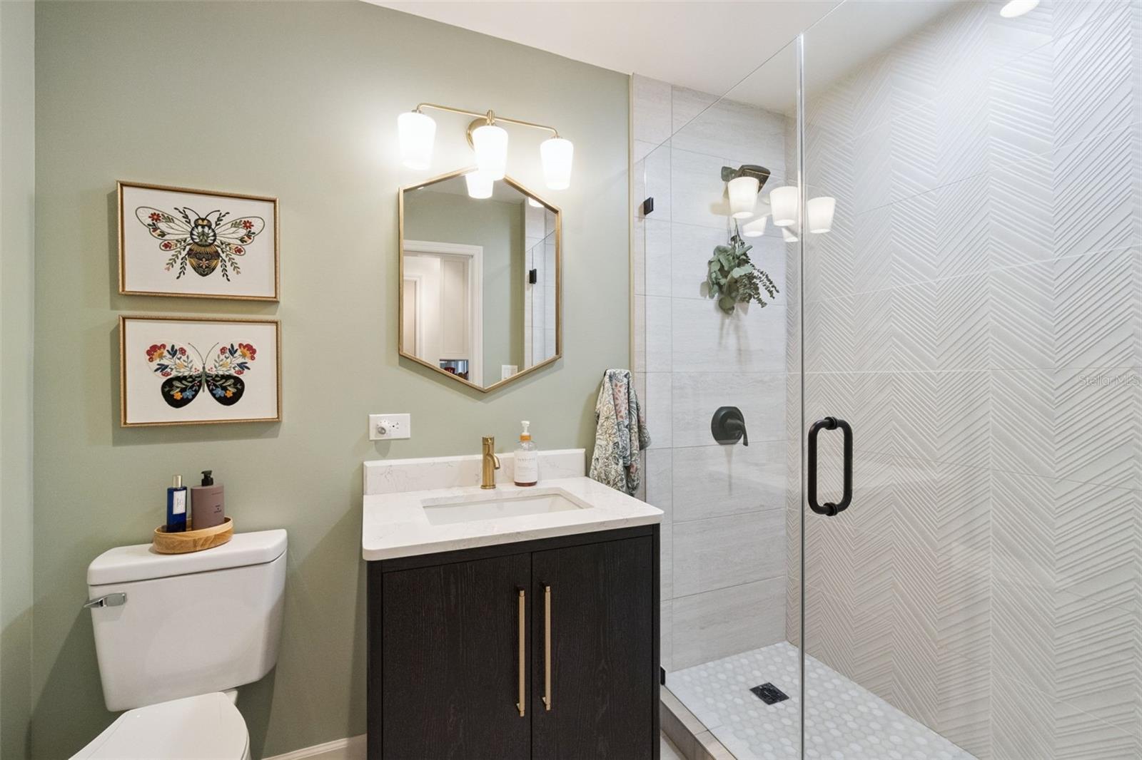 HARBOUR OAKS UNIT 1 - Residential