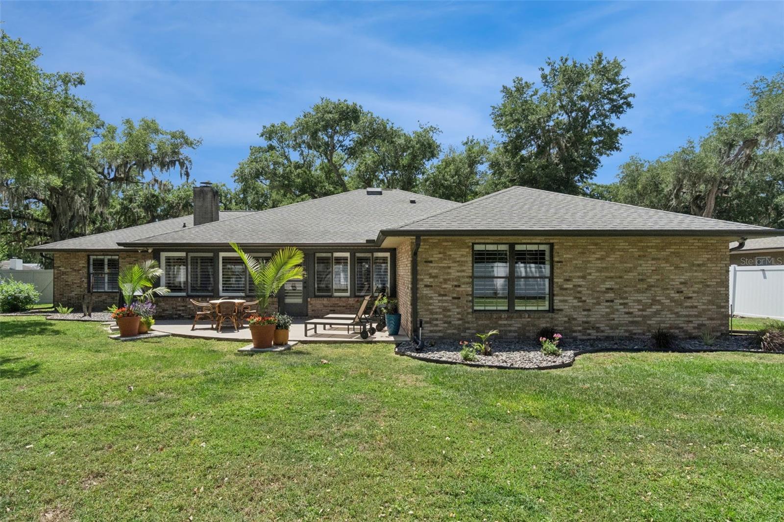 HARBOUR OAKS UNIT 1 - Residential