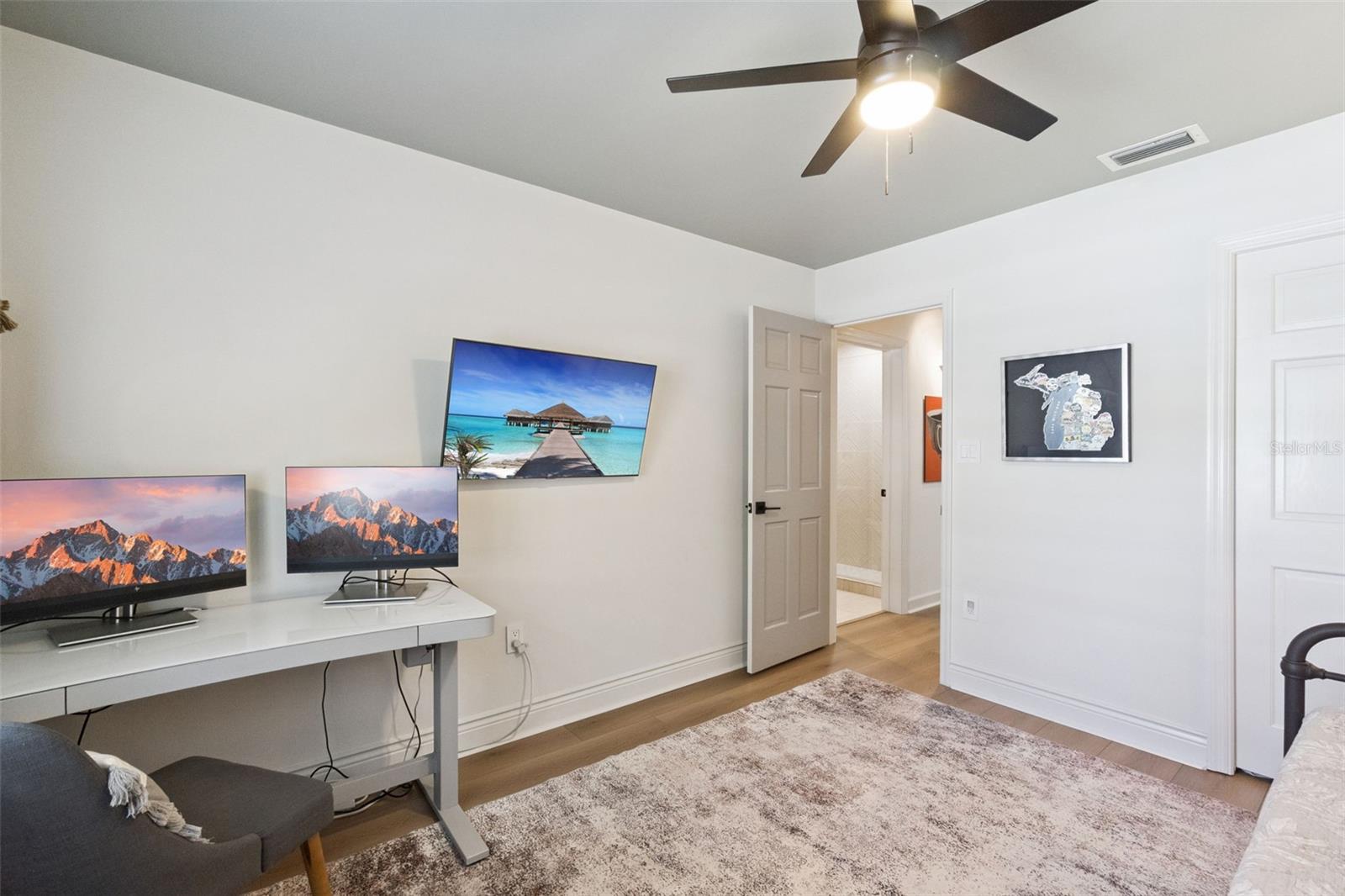HARBOUR OAKS UNIT 1 - Residential