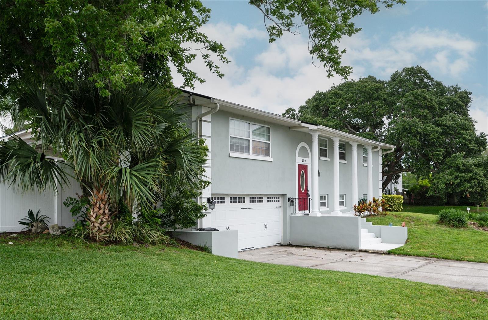 504 TEAKWOOD DRIVE