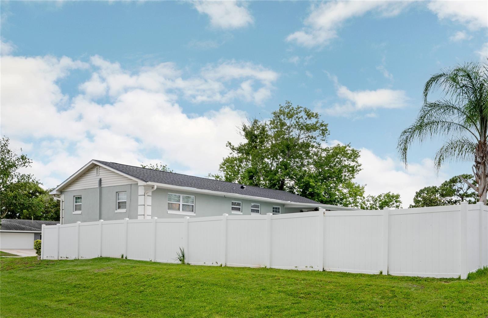 504 TEAKWOOD DRIVE