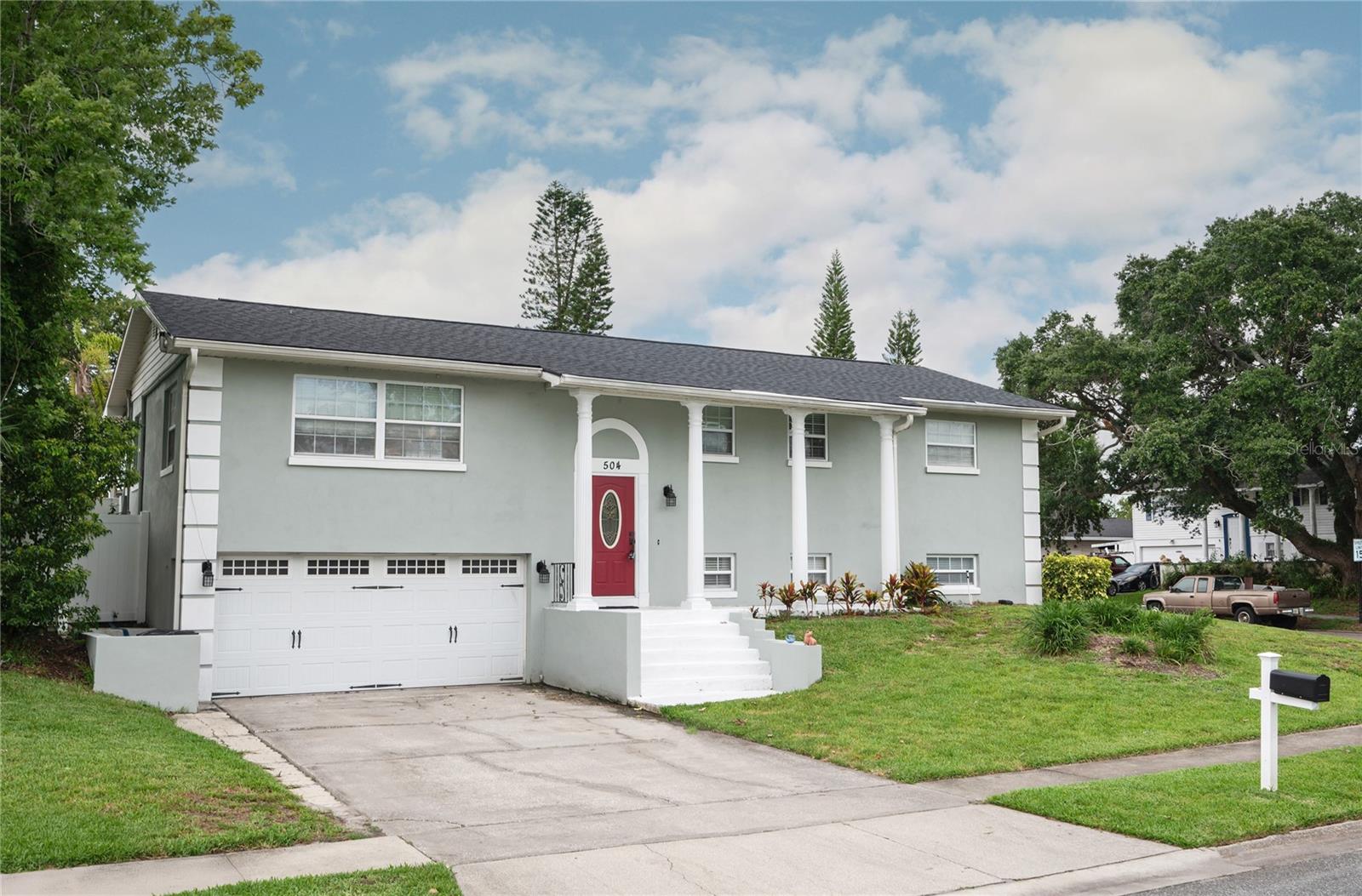 504 TEAKWOOD DRIVE