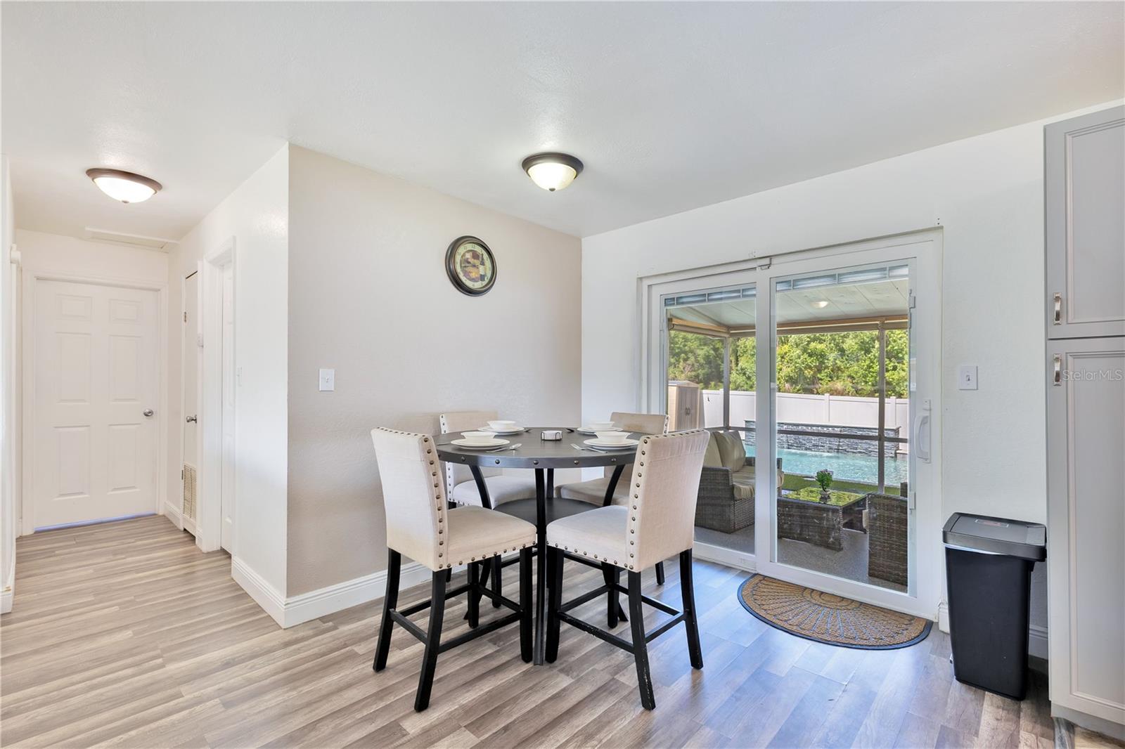 MALIBU GROVES SECOND ADD - Residential