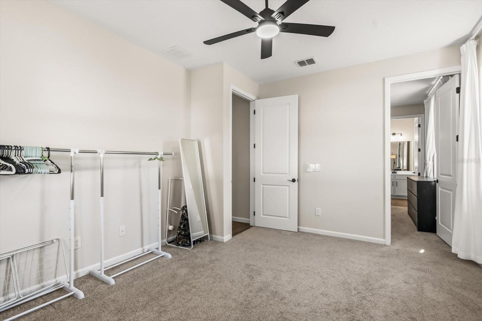 SEASONS AT LAKESIDE FOREST - Residential