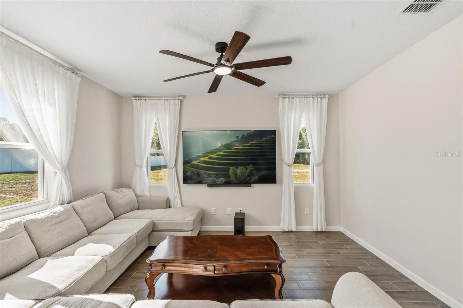 SEASONS AT LAKESIDE FOREST - Residential