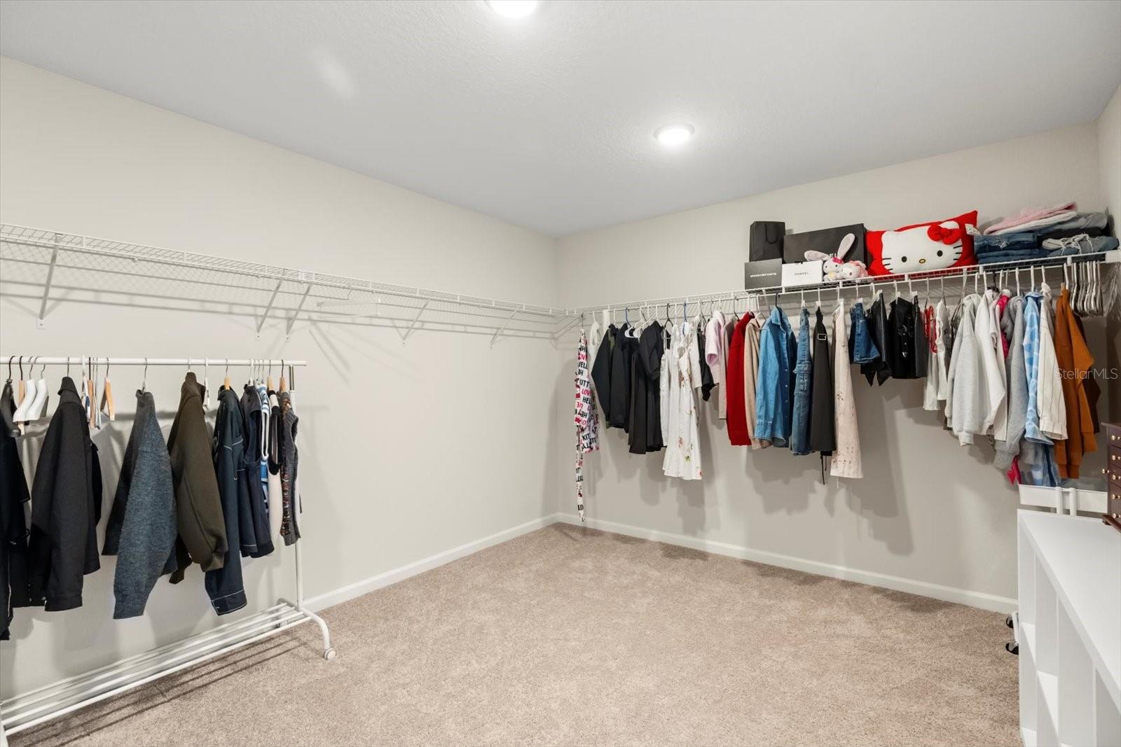 SEASONS AT LAKESIDE FOREST - Residential