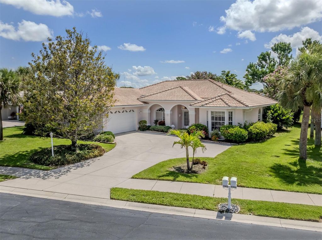 Photo of 1402 Brenner Park Drive, Venice, FL 34292 (MLS # N6141483)