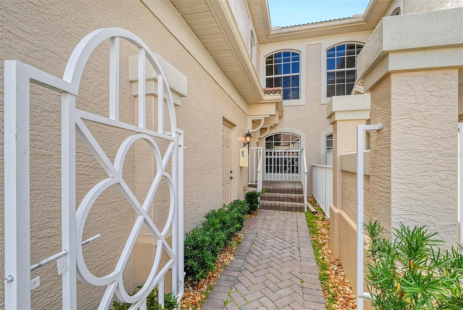 4517 STREAMSIDE COURT 1905