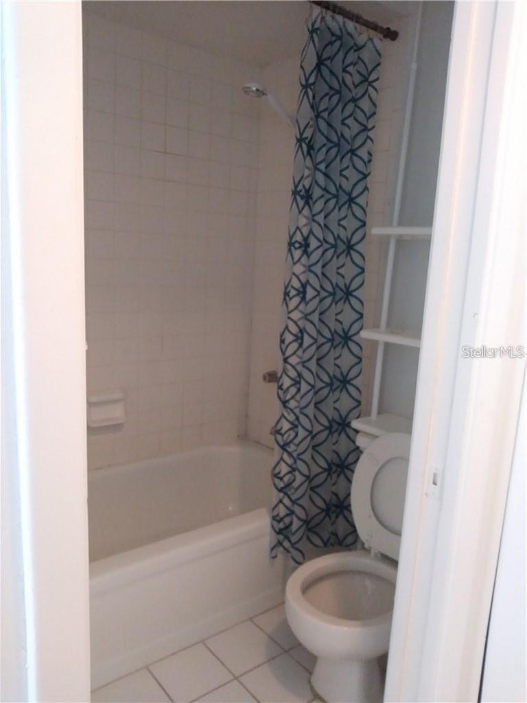 WEST OLDSMAR SEC 1 - Residential Lease