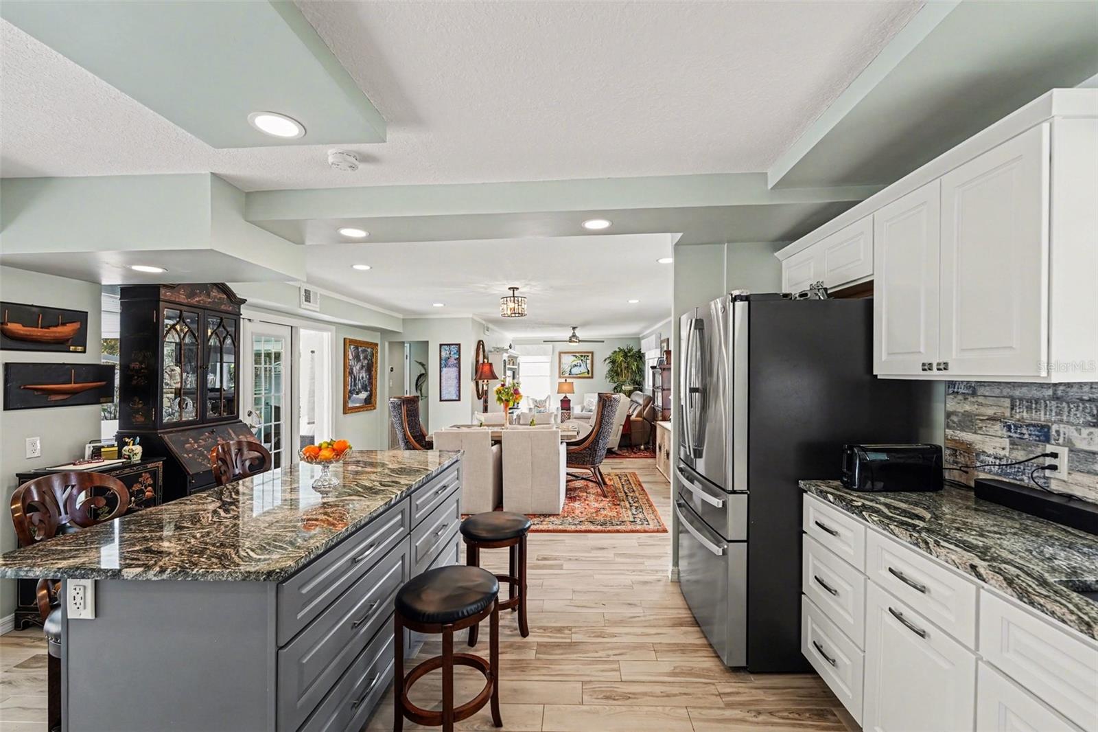 OLDSMAR COUNTRY CLUB ESTATES SEC 1 - Residential