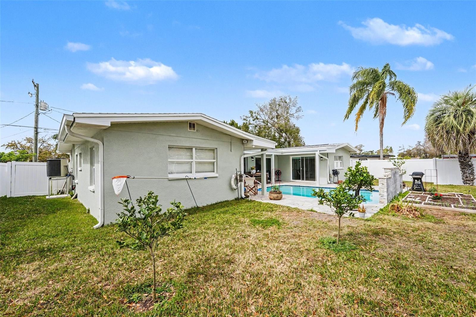 OLDSMAR COUNTRY CLUB ESTATES SEC 1 - Residential