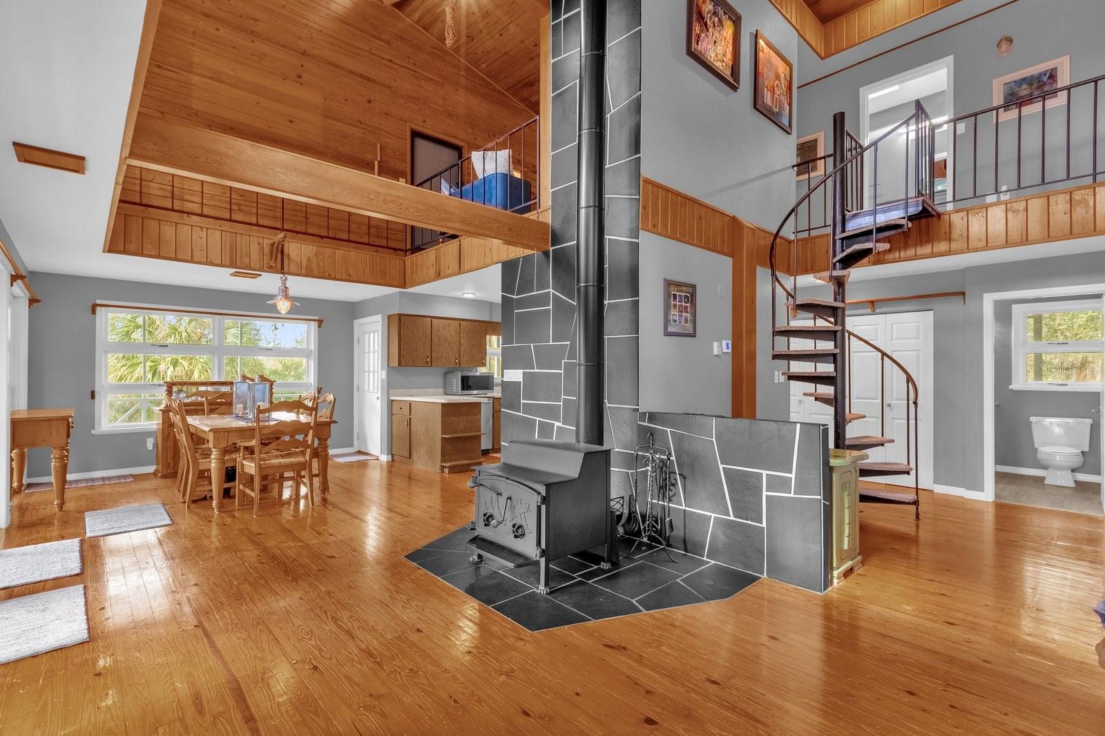 7373 CIRCLE DRIVE