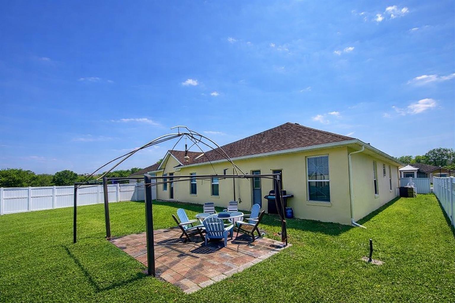 FORTUNE LAKES - Residential