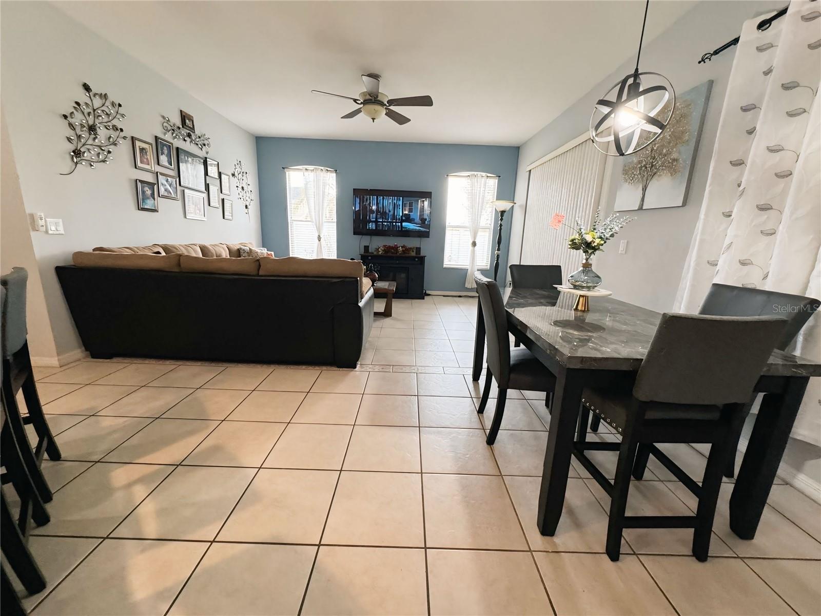 FORTUNE LAKES - Residential