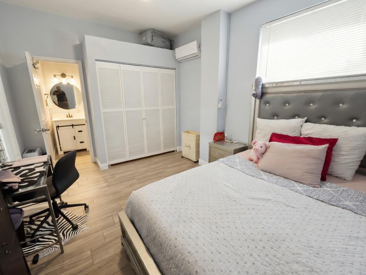 FORTUNE LAKES - Residential