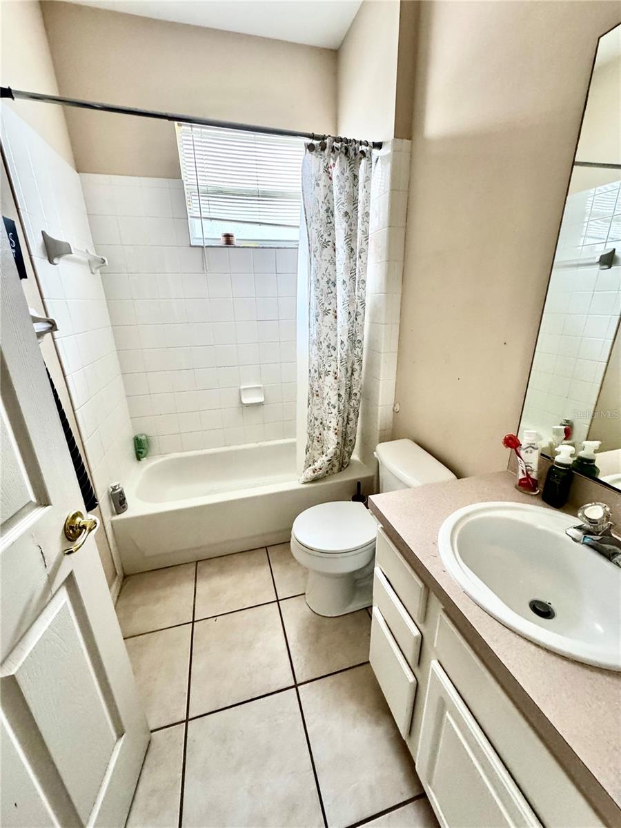 FORTUNE LAKES - Residential