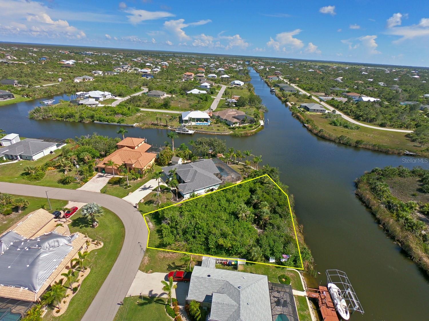 PORT CHARLOTTE SEC 081 - Land