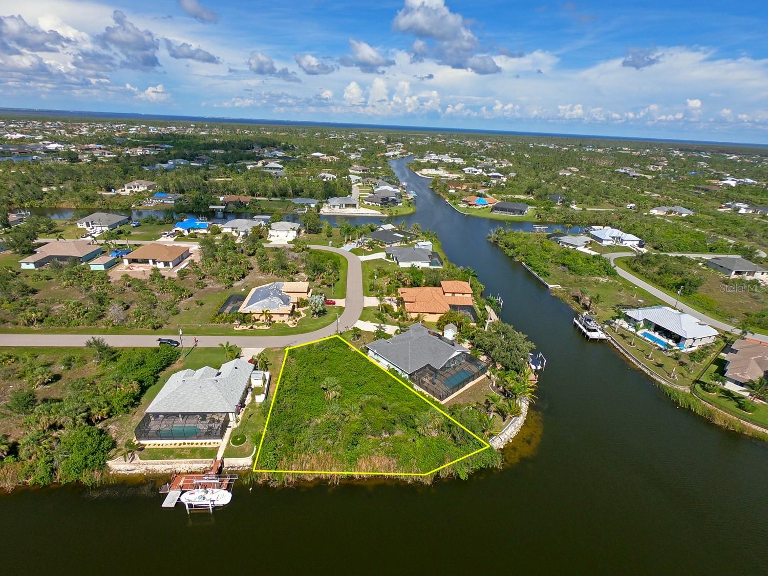 PORT CHARLOTTE SEC 081 - Land