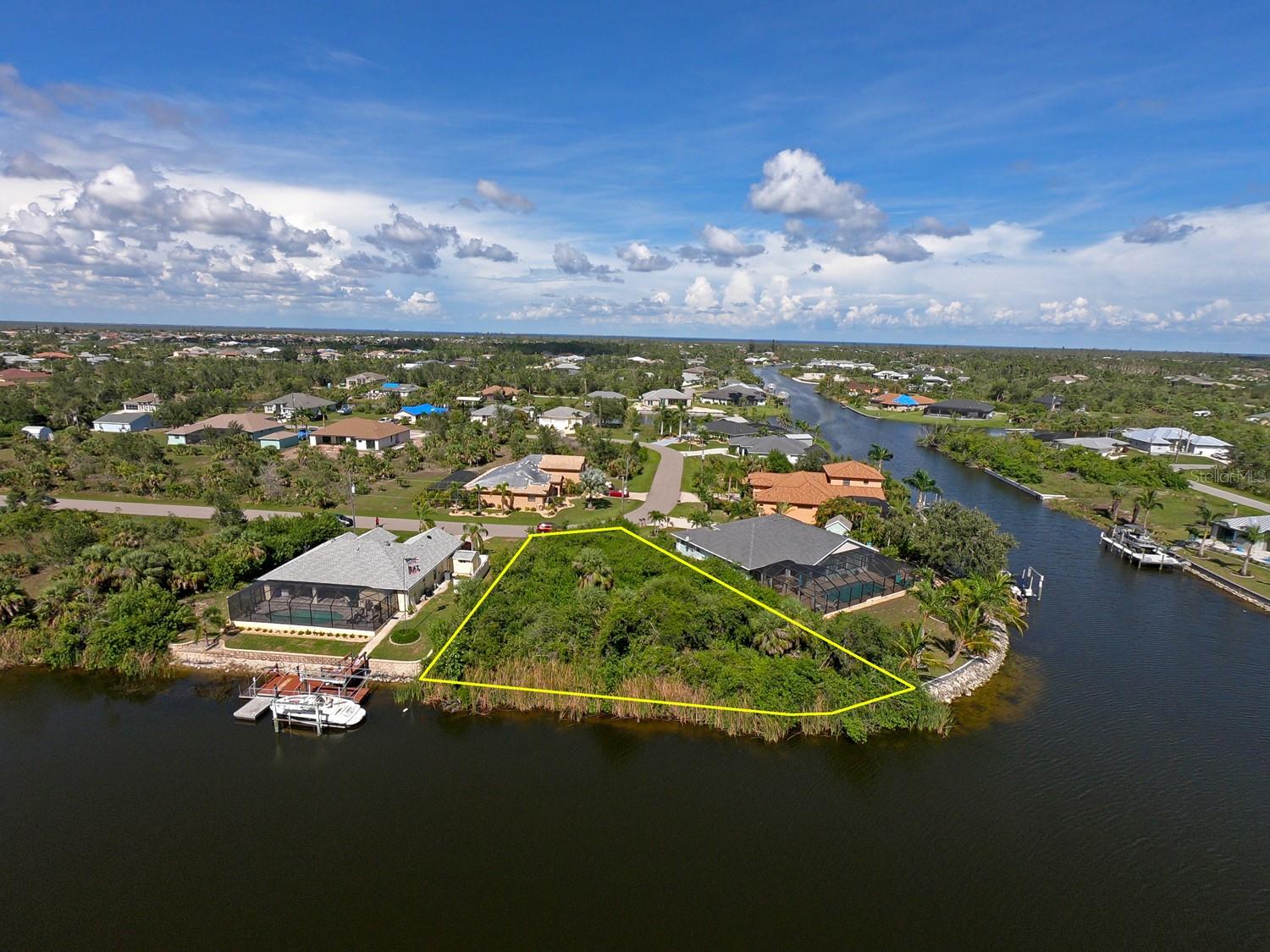 PORT CHARLOTTE SEC 081 - Land