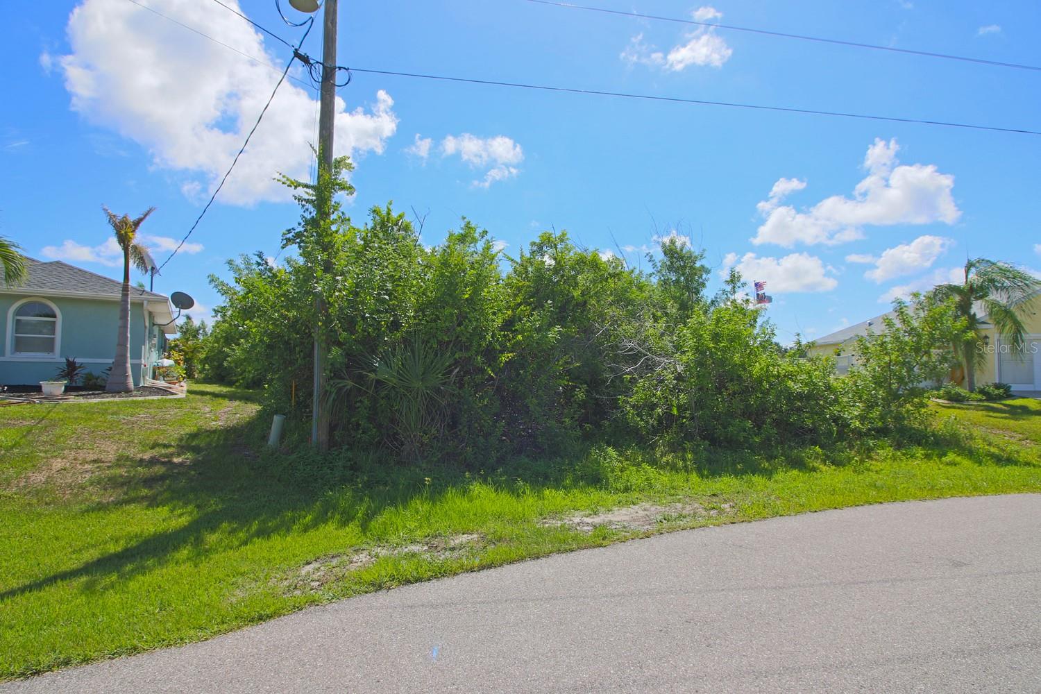 PORT CHARLOTTE SEC 081 - Land