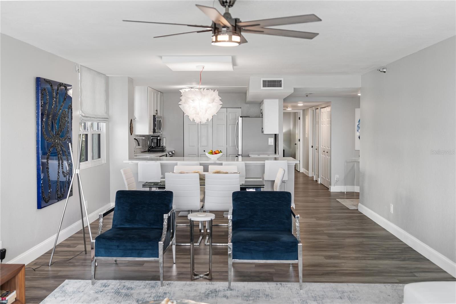 LAWRENCE POINTE II - Residential