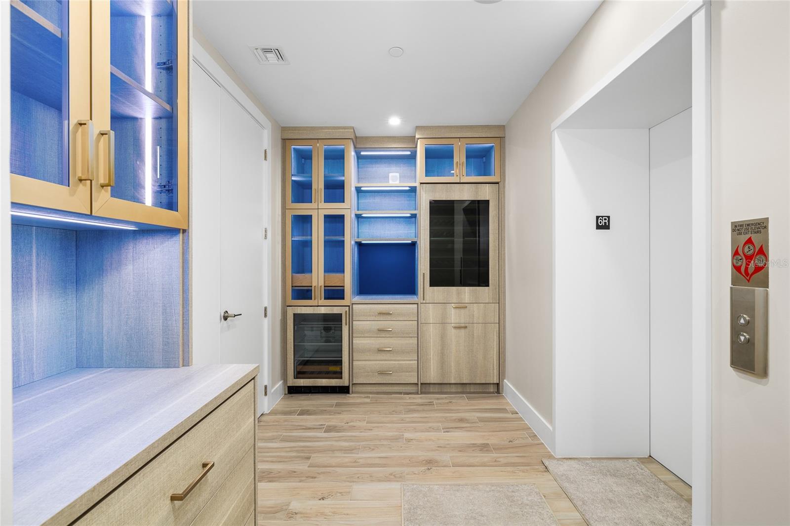 MARINA POINTE EAST - Residential