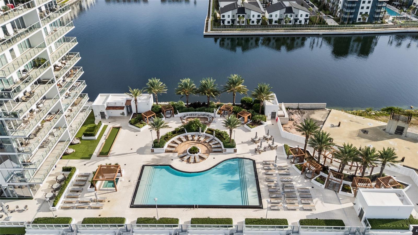 MARINA POINTE EAST - Residential