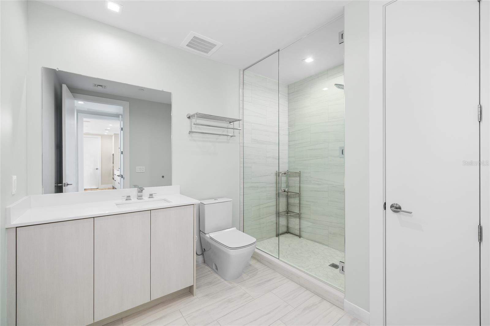 MARINA POINTE EAST - Residential