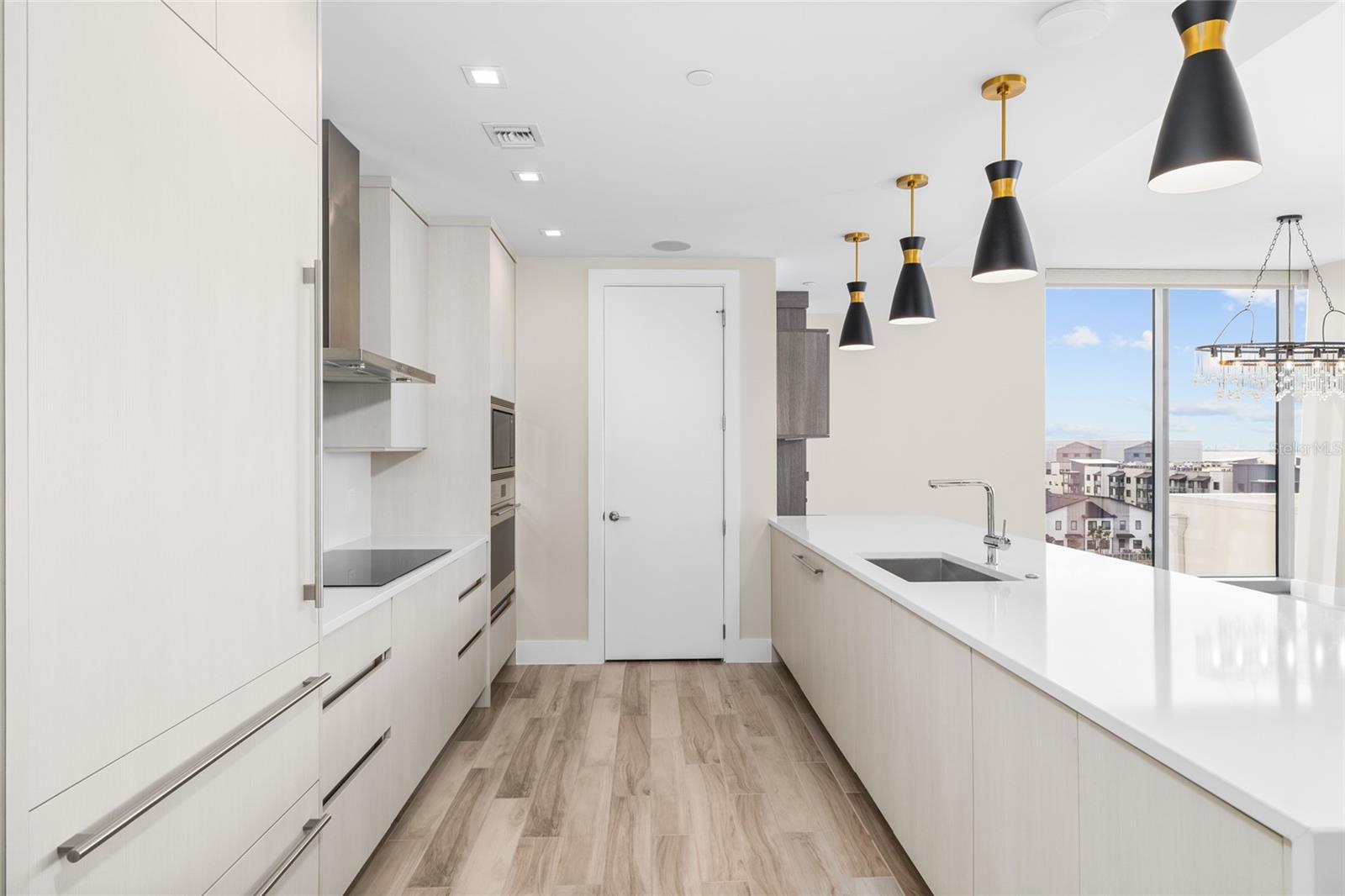 MARINA POINTE EAST - Residential
