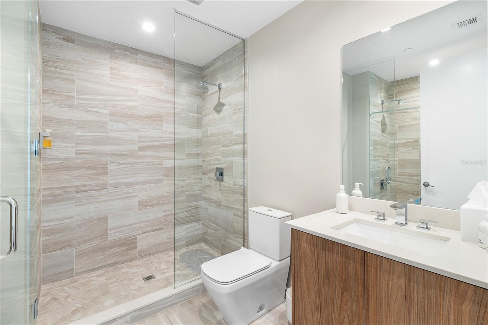 MARINA POINTE EAST - Residential