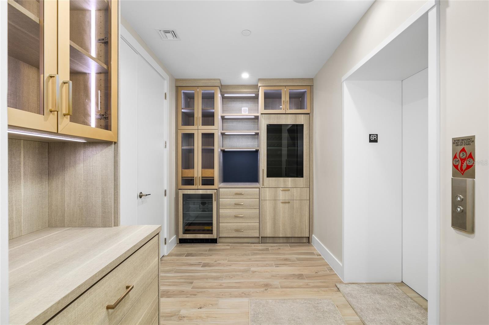 MARINA POINTE EAST - Residential