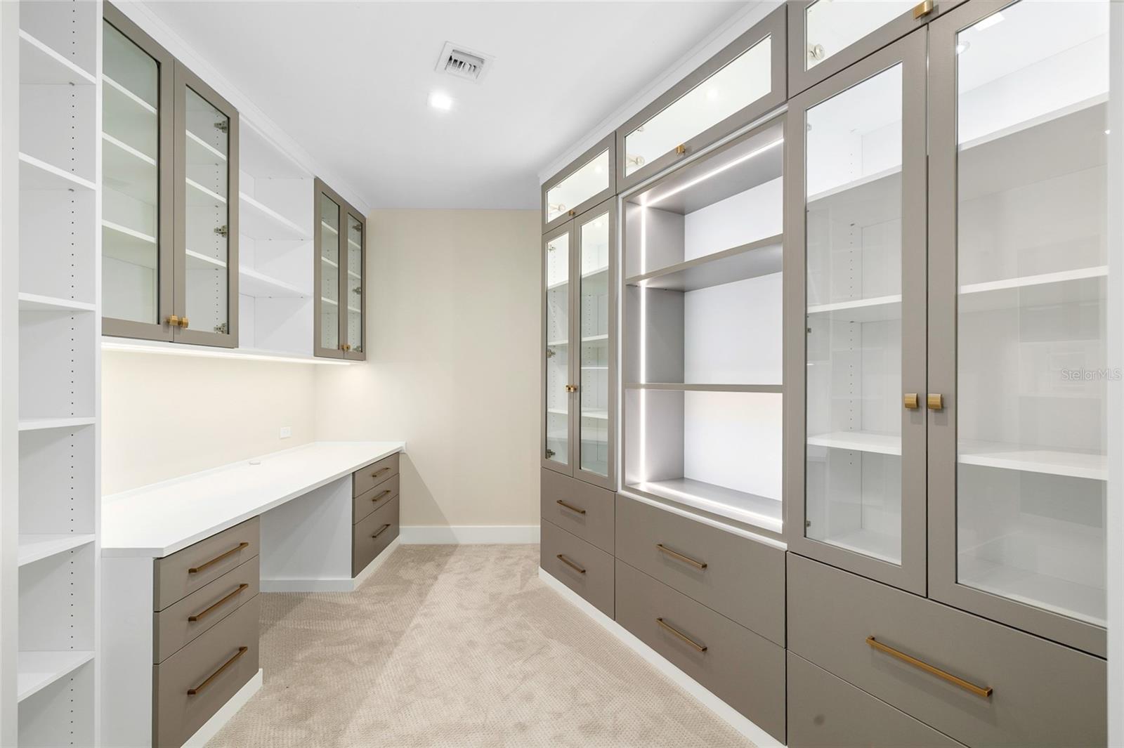 MARINA POINTE EAST - Residential