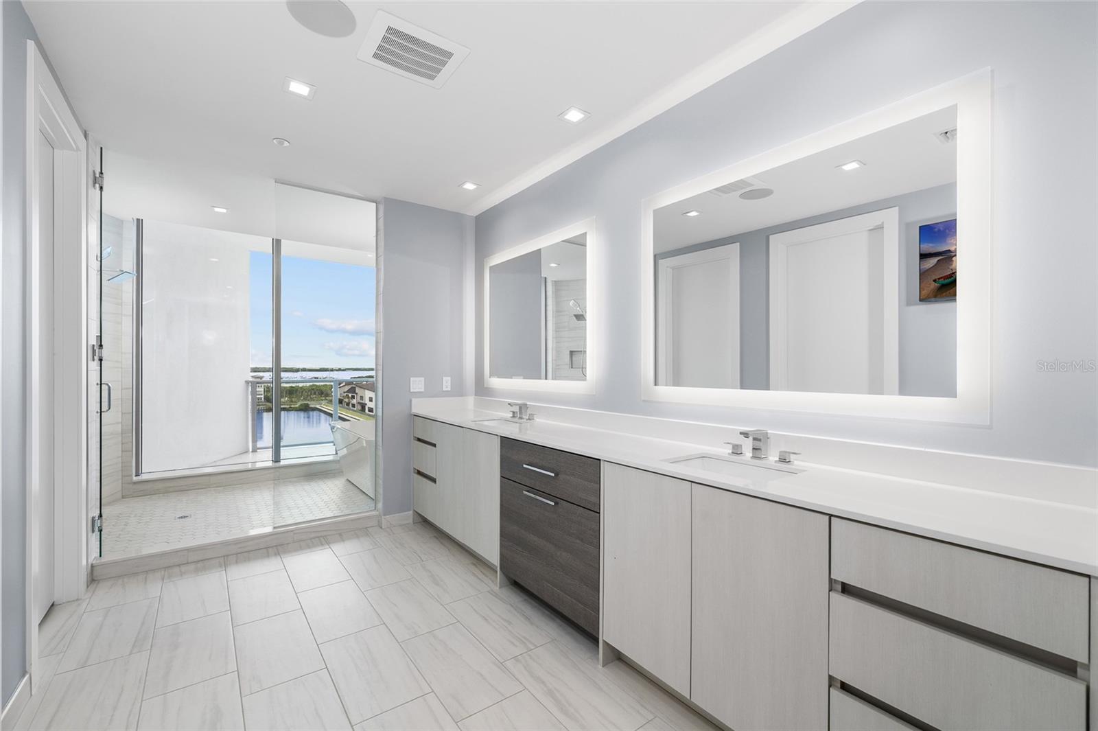 MARINA POINTE EAST - Residential