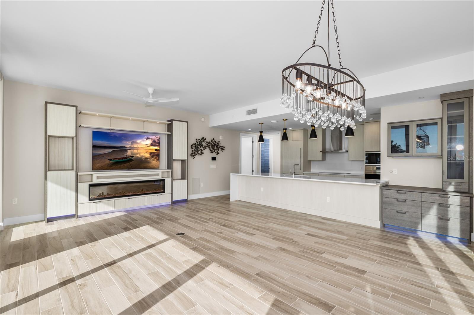 MARINA POINTE EAST - Residential