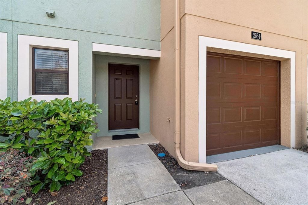 Photo of 2634 Edgewater Falls Drive, Brandon, FL 33511 (MLS # TB8487467)