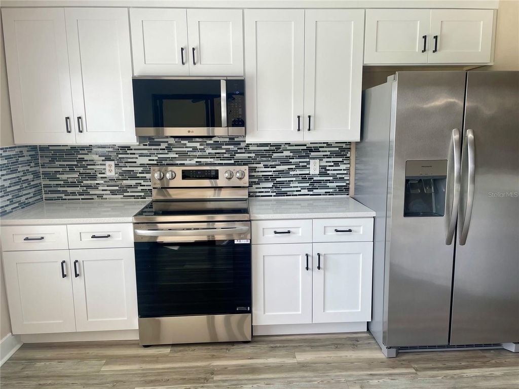 Photo of 2634 Edgewater Falls Drive, Brandon, FL 33511 (MLS # TB8487467)