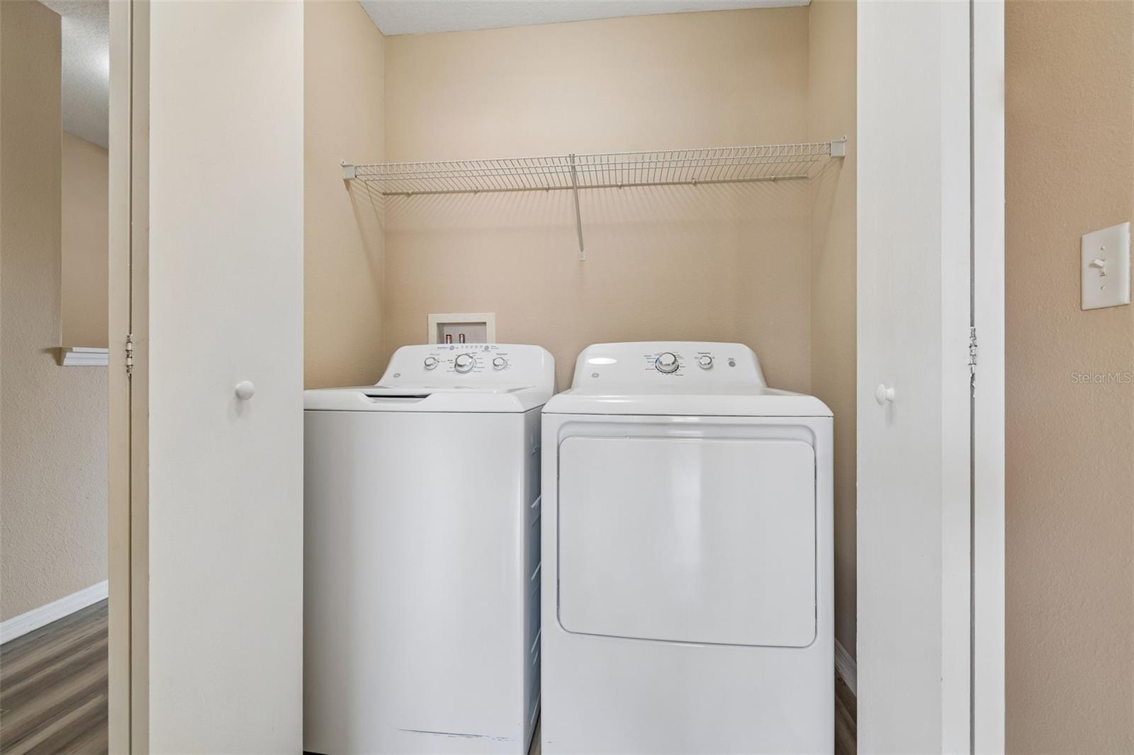 EDGEWATER AT LAKE BRANDON - Residential