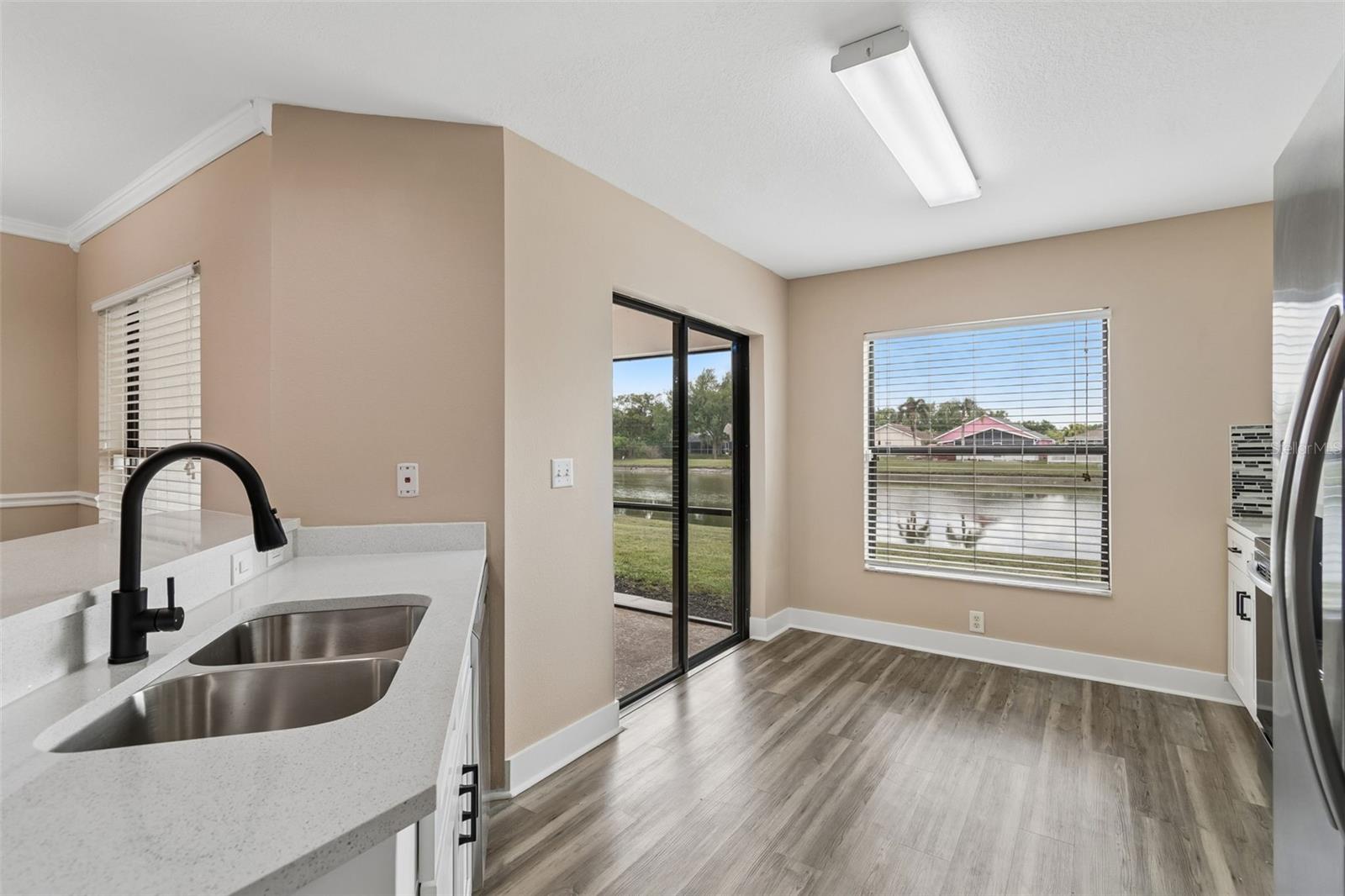 EDGEWATER AT LAKE BRANDON - Residential