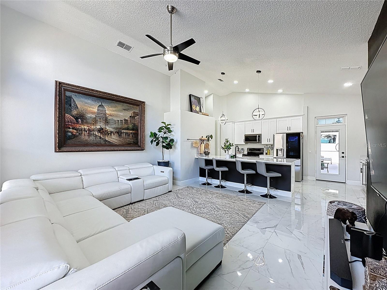 SOUTHERN DUNES ESTATES - Residential